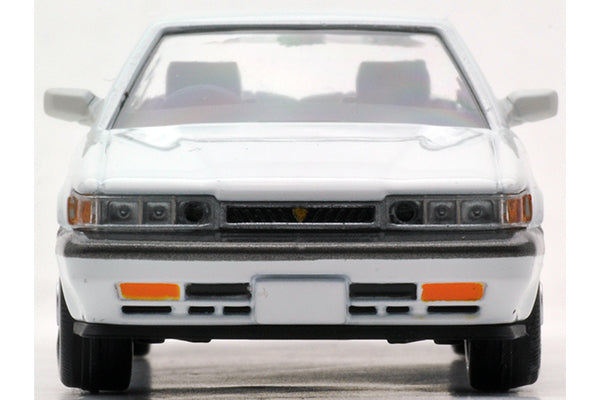 Mô hình xe Tomyca Limited Vintage TLV 1:64 Leopard 3.0 Altima (white) | LV-N118a