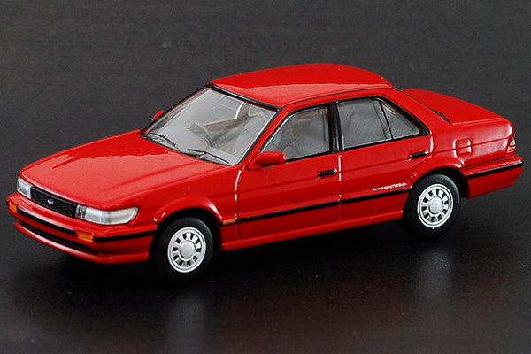 Mô hình xe Tomyca Limited Vintage TLV 1:64 Nissan Bluebird SSS ATESA X (red) | LV-N11a