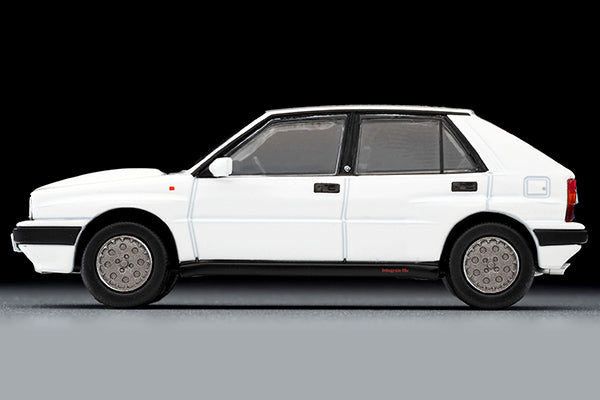 Mô hình xe Tomyca Limited Vintage TLV 1:64 Lancia Delta HF Integrale 16V (white) | LV-N130d