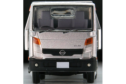 Mô hình xe Tomyca Limited Vintage TLV 1:64 Nissan Atlas (F24) Hanamidai Automobile Safety Loader (Silver) | LV-N144b