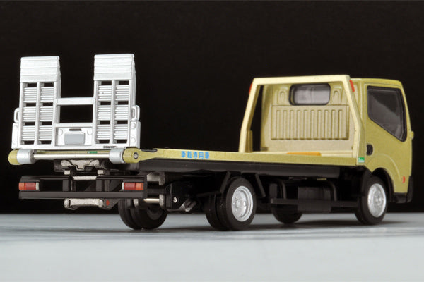 Mô hình xe Tomyca Limited Vintage TLV 1:64 Nissan Atlas Hanamidai Automobile Safety Loader (Gold) | LV-N144c