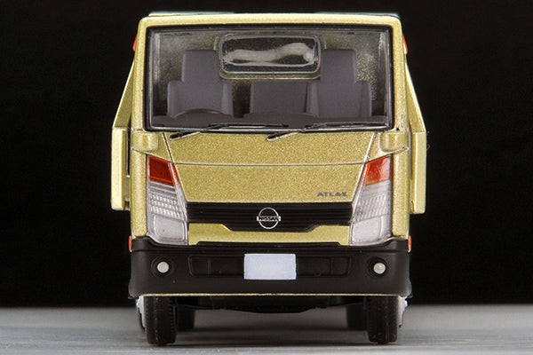 Mô hình xe Tomyca Limited Vintage TLV 1:64 Nissan Atlas Hanamidai Automobile Safety Loader (Gold) | LV-N144c