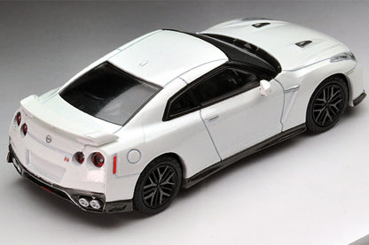 Mô hình xe Tomyca Limited Vintage TLV 1:64 Nissan GT-R 2017 model (white) | LV-N148c