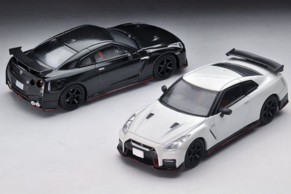 Mô hình xe Tomyca Limited Vintage TLV 1:64 Nissan GT-R nismo 2017 model (white) | LV-N153a