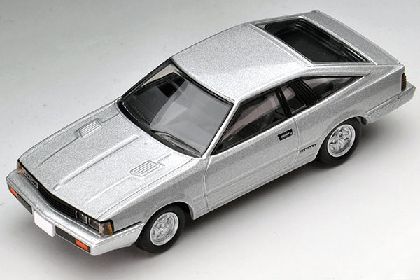 Mô hình xe Tomyca Limited Vintage TLV 1:64 Nissan Gazelle XE-II G (silver) | LV-N154b