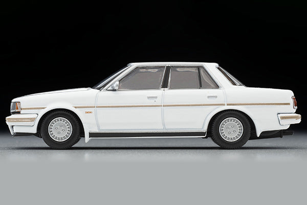 Mô hình xe Tomyca Limited Vintage TLV 1:64 Toyota Cresta Exceed (white) 1985 model | LV-N156c