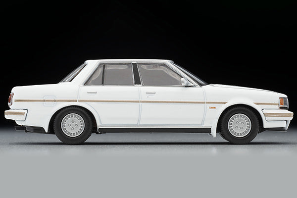 Mô hình xe Tomyca Limited Vintage TLV 1:64 Toyota Cresta Exceed (white) 1985 model | LV-N156c
