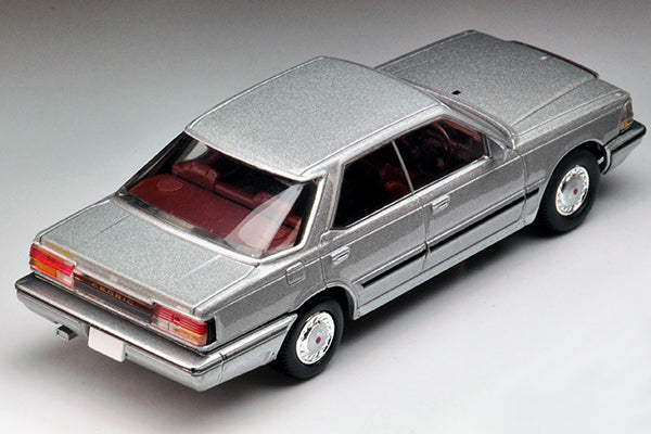 Mô hình xe Tomyca Limited Vintage TLV 1:64 Nissan Cedric V30 Turbo Brougham (silver) | LV-N168b