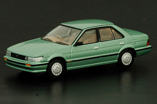 Mô hình xe Tomyca Limited Vintage TLV 1:64 Nissan Proudbird | LV-N16b