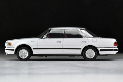 Mô hình xe Tomyca Limited Vintage TLV 1:64 Crown HT Royal Saloon (white) | LV-N175a