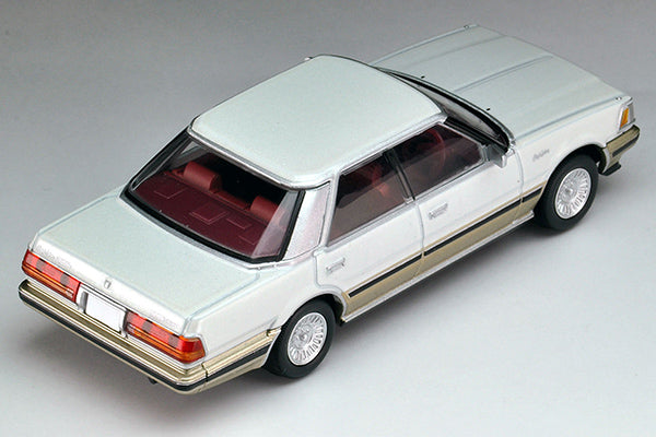 Mô hình xe Tomyca Limited Vintage TLV 1:64 Crown HT Royal Saloon (Pearl/Gold) | LV-N175b