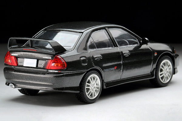 Mô hình xe Tomyca Limited Vintage TLV 1:64 Lancer GSR Evolution IV (black) | LV-N186b