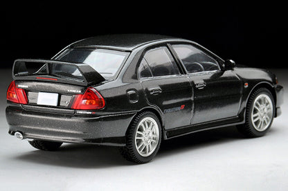 Mô hình xe Tomyca Limited Vintage TLV 1:64 Lancer GSR Evolution IV (black) | LV-N186b