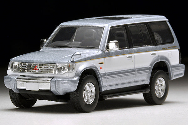 Mô hình xe Tomyca Limited Vintage TLV 1:64 Pajero Super Exceed Z (silver/white) | LV-N189a