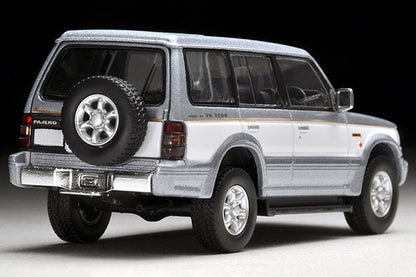 Mô hình xe Tomyca Limited Vintage TLV 1:64 Pajero Super Exceed Z (silver/white) | LV-N189a