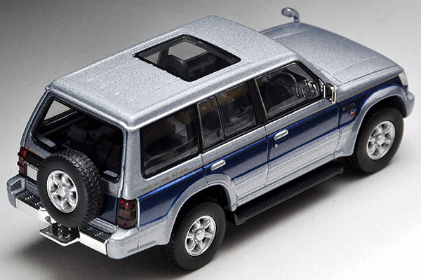 Mô hình xe Tomyca Limited Vintage TLV 1:64 Pajero Super Exceed Z (silver/blue) | LV-N189b