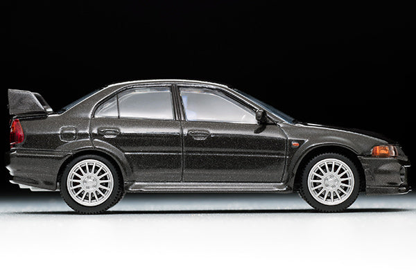 Mô hình xe Tomyca Limited Vintage TLV 1:64 Lancer GSR Evolution VI (black) | LV-N190b