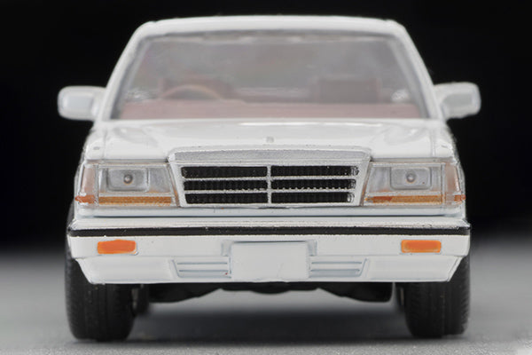 Mô hình xe Tomyca Limited Vintage TLV 1:64 Gloria Grandage 1986 model (white) | LV-N198a