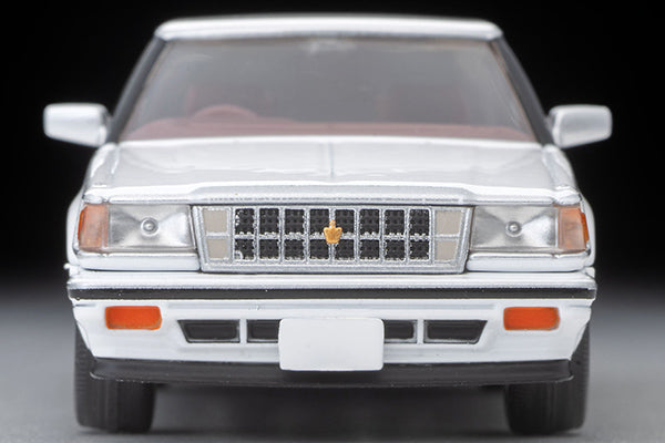 Mô hình xe Tomyca Limited Vintage TLV 1:64 Toyota Crown Hardtop 3.0 Royal Saloon G (white) 1985 model | LV-N199c