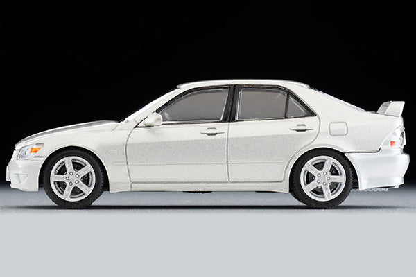 Mô hình xe Tomyca Limited Vintage TLV 1:64 Toyota Altezza RS200 Z Edition (Silver) | LV-N232a