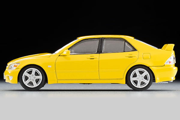 Mô hình xe Tomyca Limited Vintage TLV 1:64 Toyota Altezza RS200 Z Edition (yellow) | LV-N232b