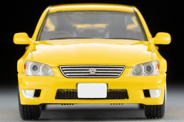 Mô hình xe Tomyca Limited Vintage TLV 1:64 Toyota Altezza RS200 Z Edition (yellow) | LV-N232b