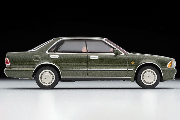 Mô hình xe Tomyca Limited Vintage TLV 1:64 Nissan Gloria 4-door HT V20 Twin Cam Turbo Gran Turismo Super SV 1988 model (green) | LV-N233a
