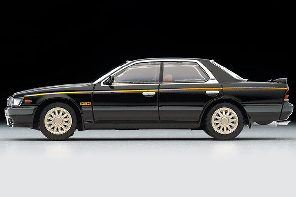 Mô hình xe Tomyca Limited Vintage TLV 1:64 Nissan Laurel Twin Cam 24V Turbo Medalist Club S (black) | LV-N238a