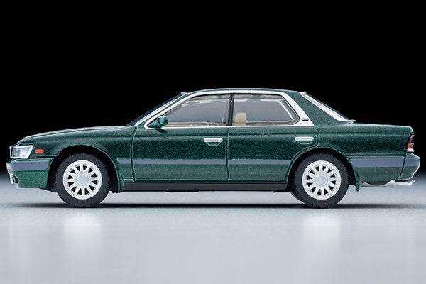 Mô hình xe Tomyca Limited Vintage TLV 1:64 Nissan Laurel Twin Cam 24V Medalist (green) 1989 model | LV-N238c