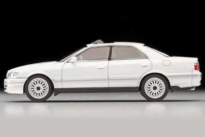 Mô hình xe Tomyca Limited Vintage TLV 1:64 Toyota Chaser Avante G (white/silver) | LV-N241a