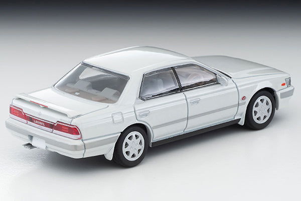 Mô hình xe Tomyca Limited Vintage TLV 1:64 Nissan Laurel 2500 Twin Cam 24V Medalist V (white) 1992 model | LV-N259a