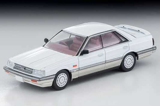 Mô hình xe Tomyca Limited Vintage TLV 1:64 Nissan Skyline 4-door HT GT Passage Twin Cam 24V (white/beige) 1986 model | LV-N282a