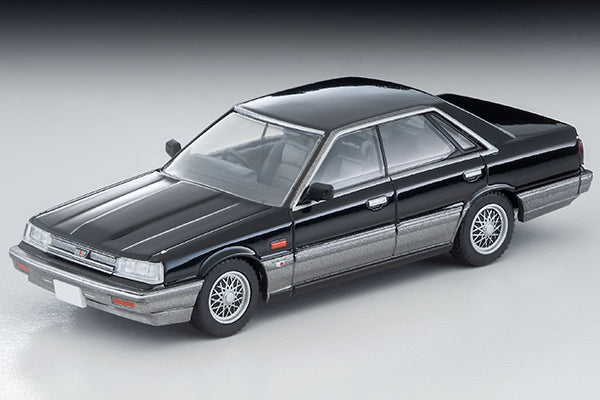 Mô hình xe Tomyca Limited Vintage TLV 1:64 Nissan Skyline 4-door HT GTS Twin Cam 24V (black/silver) 1986 model | LV-N282b