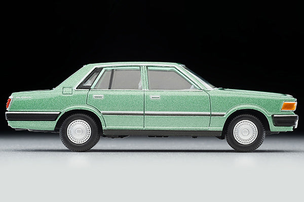 Mô hình xe Tomyca Limited Vintage TLV 1:64 Nissan Gloria Sedan 200E GL (green) 1979 model | LV-N286a