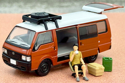 Mô hình xe Tomyca Limited Vintage TLV 1:64 Mazda Bongo Brawny Van Custom Specification (Brown) Roof Carrier, Figure Included | LV-N310d