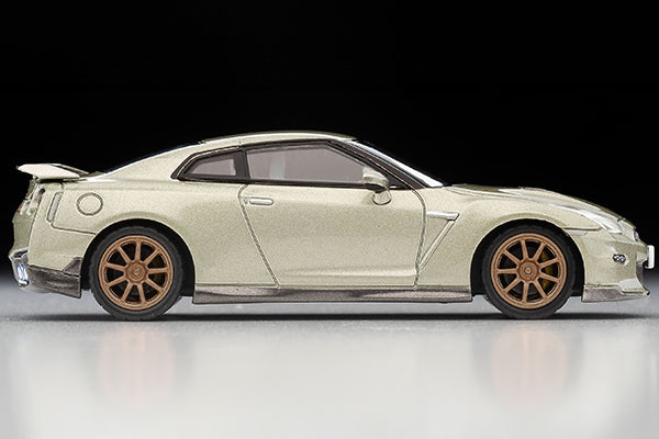 Mô hình xe Tomyca Limited Vintage TLV 1:64 NISSAN GT-R Premium Edition T-spec 2024 model (Millennium Jade) | LV-N316a