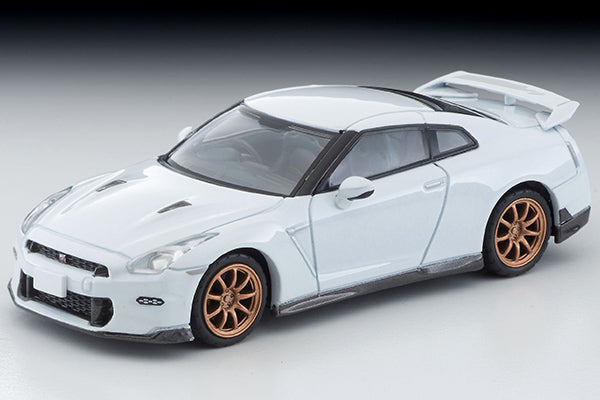 Mô hình xe Tomyca Limited Vintage TLV 1:64 NISSAN GT-R Premium edition T-spec 2024 model (white) | LV-N316c