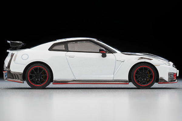 Mô hình xe Tomyca Limited Vintage TLV 1:64 NISSAN GT-R NISMO Special edition 2024 model (white) | LV-N317b
