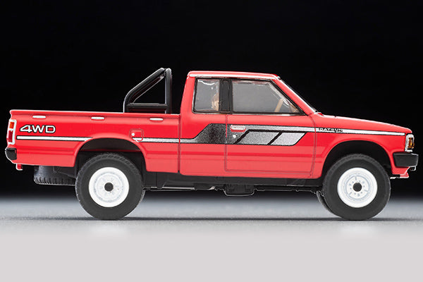 Mô hình xe Tomyca Limited Vintage TLV 1:64 Datsun Truck 4WD King Cab AD (red) | LV-N320b