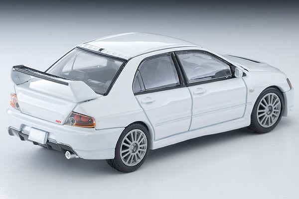 Mô hình xe Tomyca Limited Vintage TLV 1:64 Mitsubishi Lancer GSR Evolution IX MR (Pearl White) 2006 model | LV-N349b