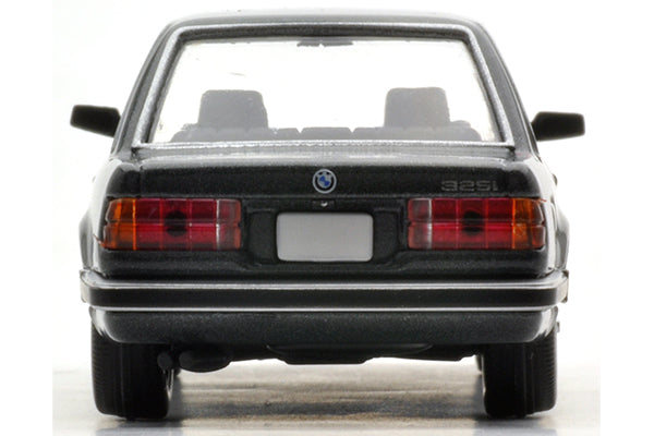 Mô hình xe Tomyca Limited Vintage TLV 1:64 BMW325i 4-door sedan (gray) | LV-N93c