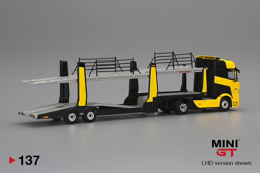 Mô hình xe Mini GT 1:64 Mercedes-Benz Actros Yellow w/Car Carrier - MGT00137