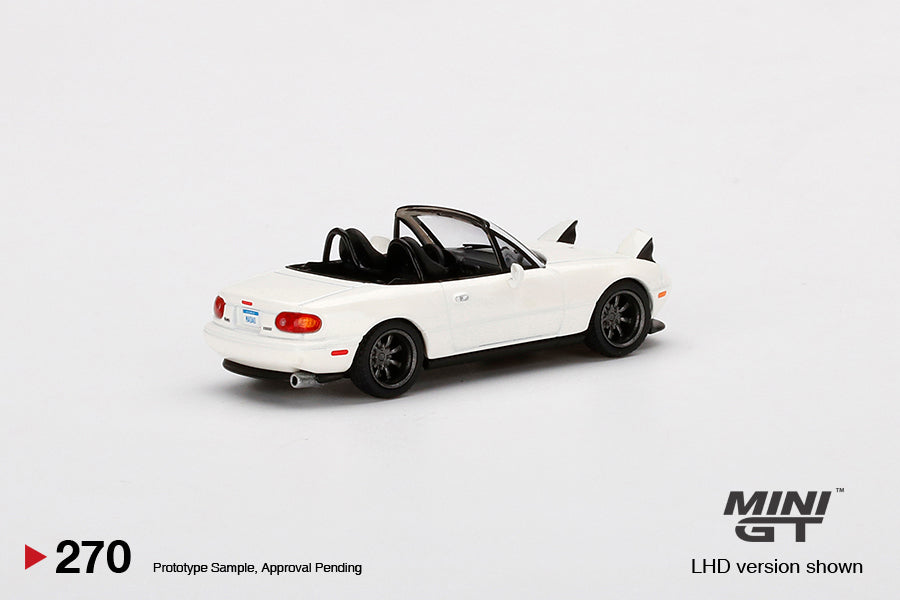 Mô hình xe Mini GT 1:64 Mazda Miata MX-5 (NA) Tuned Version Classic White - MGT00270