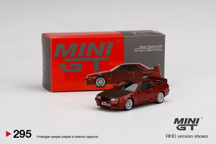 Mô hình xe Mini GT 1:64 Nissan Skyline GT-R (R32) Red Pearl w/ BBS LM Wheel - MGT00295