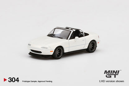 Mô hình xe Mini GT 1:64 Mazda Miata MX-5 (NA) Tuned Version Classic White - MGT00304