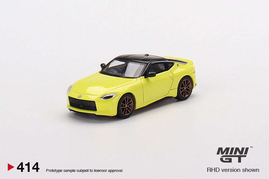 Mô hình xe Mini GT 1:64 Nissan Fairlady Z Proto Spec 2023 Ikazuchi Yellow - MGT00414