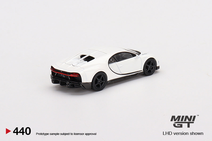 Mô hình xe Mini GT 1:64 Bugatti Chiron Super Sport White - MGT00440