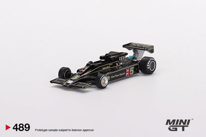 Mô hình xe Mini GT 1:64 Lotus 78 #5 1977 Presentation - MGT00489