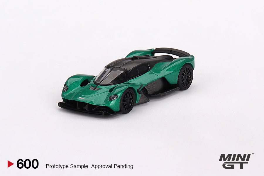 Mô hình xe Mini GT 1:64 Aston Martin Valkyrie Aston Martin Racing Green - MGT00600