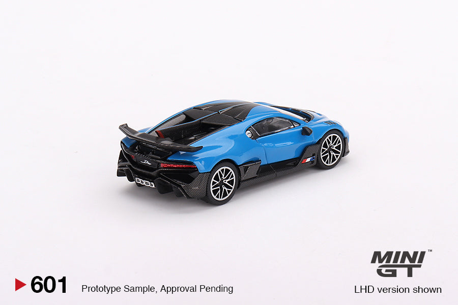 Mô hình xe Mini GT 1:64 Bugatti Divo Blu Bugatti - MGT00601
